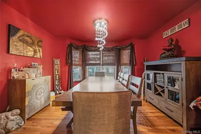 35 Crossway Drive, Deer Park, NY 11729 - Photo 6