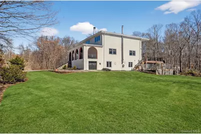 7 Fairgreen Court, Cortlandt Manor, NY 10567 - Photo 40