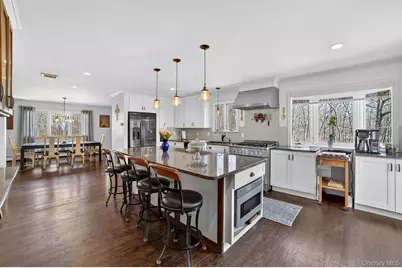 7 Fairgreen Court, Cortlandt Manor, NY 10567 - Photo 10