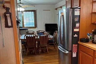 33 Lakewood Ave, Ronkonkoma, NY 11779 - Photo 2