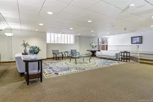 30 Daley Pl, Lynbrook, NY 11563 - Photo 4