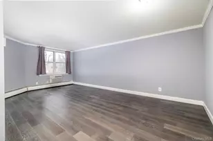 30 Daley Pl, Lynbrook, NY 11563 - Photo 10