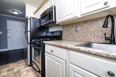 30 Daley Place #136, Lynbrook, NY 11563 - Photo 14