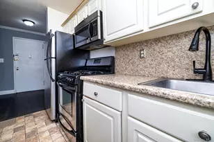 30 Daley Pl, Lynbrook, NY 11563 - Photo 14