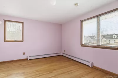 4 Karp Drive, Islip Terrace, NY 11752 - Photo 10