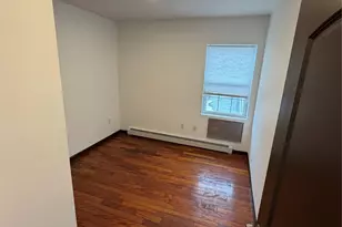 190-18 Woodhull Ave, Hollis, NY 11423 - Photo 8