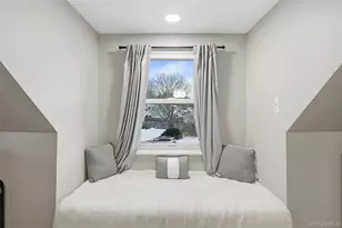 7 Woodbrook Dr, Ridge, NY 11961 - Photo 18