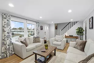 7 Woodbrook Dr, Ridge, NY 11961 - Photo 6