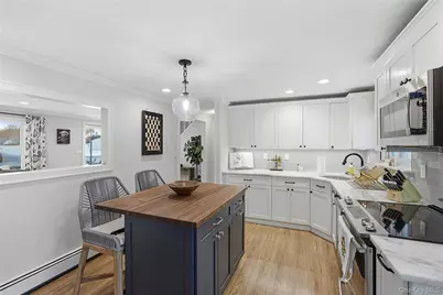 7 Woodbrook Drive, Ridge, NY 11961 - Photo 8