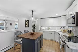 7 Woodbrook Dr, Ridge, NY 11961 - Photo 8