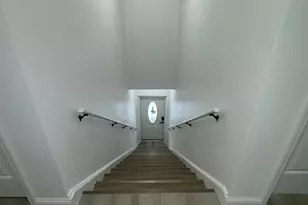 87 Sullivan St, Wurtsboro, NY 12790 - Photo 2