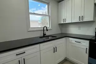 87 Sullivan St, Wurtsboro, NY 12790 - Photo 8