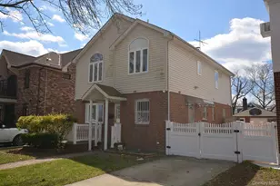 81-32 252nd St, Bellerose, NY 11426 - Photo 1