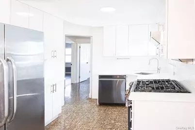 81-32 252 Street, Bellerose, NY 11426 - Photo 4