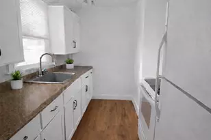 [Address not provided], Lindenhurst, NY 11757 - Photo 6