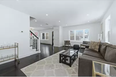 4 Lawrence Place, Pelham, NY 10803 - Photo 10