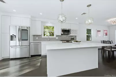 4 Lawrence Place, Pelham, NY 10803 - Photo 4