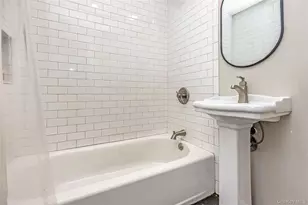 97 Berry St, Lindenhurst, NY 11757 - Photo 10