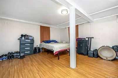 97 Berry Street, Lindenhurst, NY 11757 - Photo 16