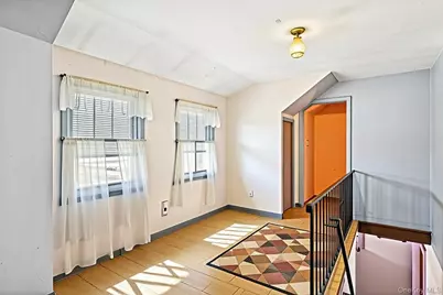 3259 Union Boulevard, East Islip, NY 11730 - Photo 10