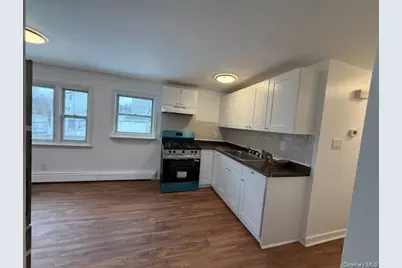 161 Glen Cove Avenue #2nd Fl, Glen Cove, NY 11542 - Photo 2