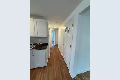 161 Glen Cove Avenue #2nd Fl, Glen Cove, NY 11542 - Photo 6