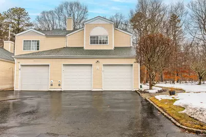 168 Gothic Circle, Manorville, NY 11949 - Photo 36