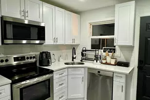 160 Pacific St, Copiague, NY 11726 - Photo 4