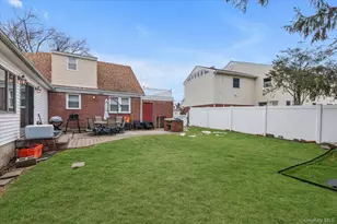 227 Concord Ave, West Hempstead, NY 11552 - Photo 20