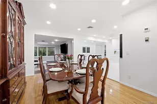49 Canterbury Rd, Woodbury, NY 11797 - Photo 8