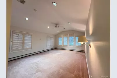 26 Polo Field Lane, Great Neck, NY 11020 - Photo 4