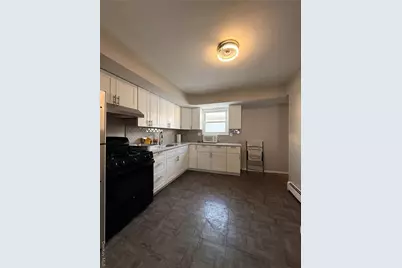 259-23 Craft Avenue, Rosedale, NY 11422 - Photo 6