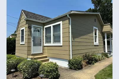 7 W Spruce Street, Islip, NY 11751 - Photo 1