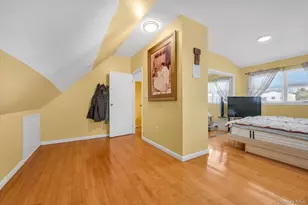 4 Carriage Ln, Levittown, NY 11756 - Photo 14