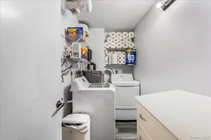 800 Willis Ave, Albertson, NY 11507 - Photo 18