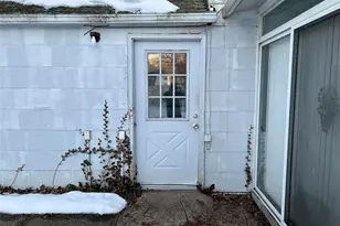 45 Halfcircle Dr, Holbrook, NY 11741 - Photo 4