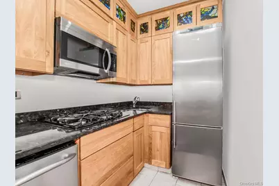 330 E 49th Street #1E, New York, NY 10017 - Photo 4