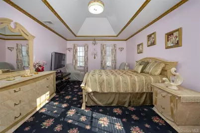 8 Toms Way, Poughkeepsie, NY 12603 - Photo 18