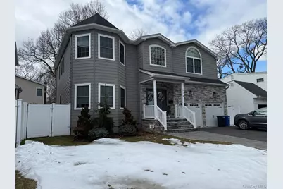116 Winifred Drive, Merrick, NY 11566 - Photo 2