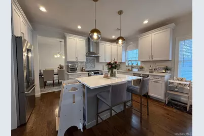 116 Winifred Drive, Merrick, NY 11566 - Photo 12