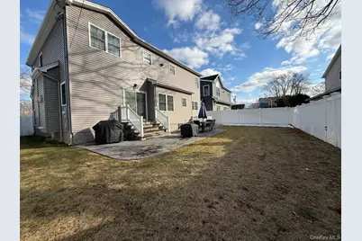 116 Winifred Drive, Merrick, NY 11566 - Photo 38