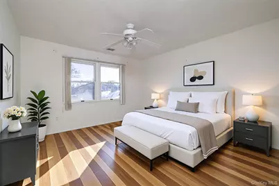 22 Ridgewood Drive, Wantagh, NY 11793 - Photo 20