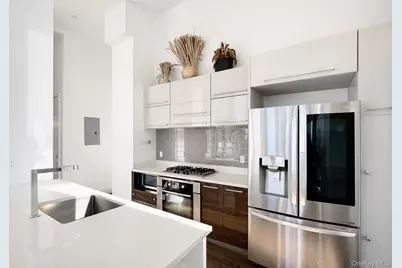 2626 Jackson Avenue #1001, Long Island City, NY 11101 - Photo 6