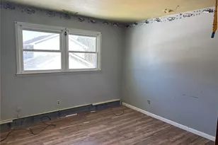 83 Smith Rd, Poughkeepsie, NY 12603 - Photo 6