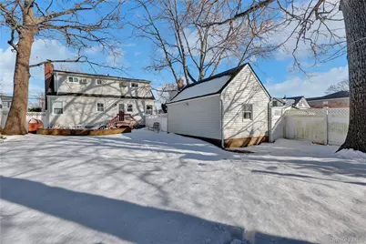 1526 Rhode Avenue, Merrick, NY 11566 - Photo 20