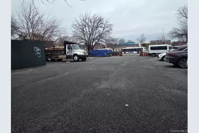 167-17 Northern Boulevard, Flushing, NY 11358 - Photo 22