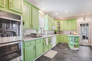 645 Gardnertown Rd, Newburgh, NY 12550 - Photo 12