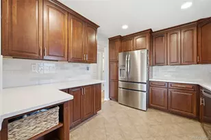 214 Ralph Ave, Babylon, NY 11702 - Photo 8