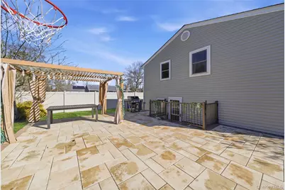 214 Ralph Avenue, Babylon, NY 11702 - Photo 24