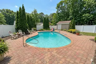 15 Alyssa Ct, Holbrook, NY 11741 - Photo 38